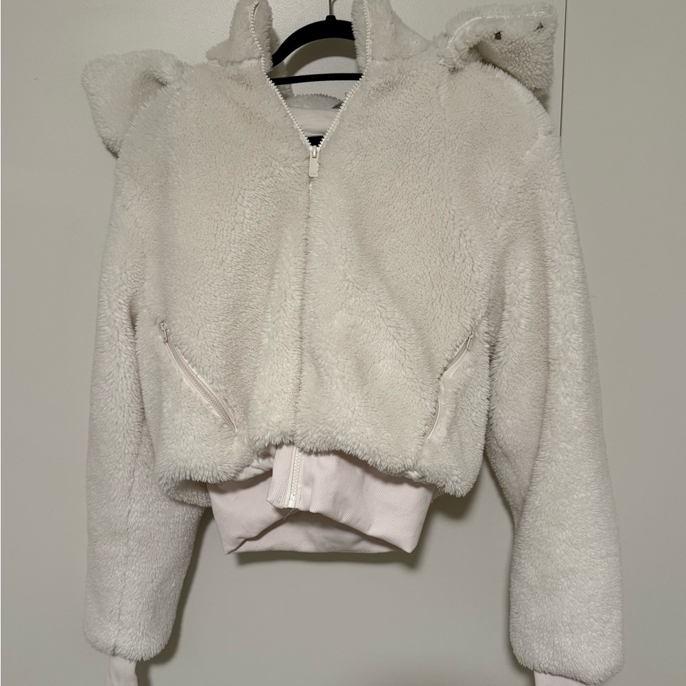 ALO Foxy Sherpa Jacket Ivory